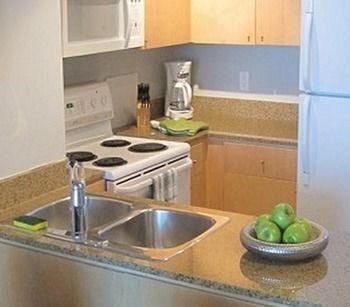 Apartment Skydome Furnished Residences *