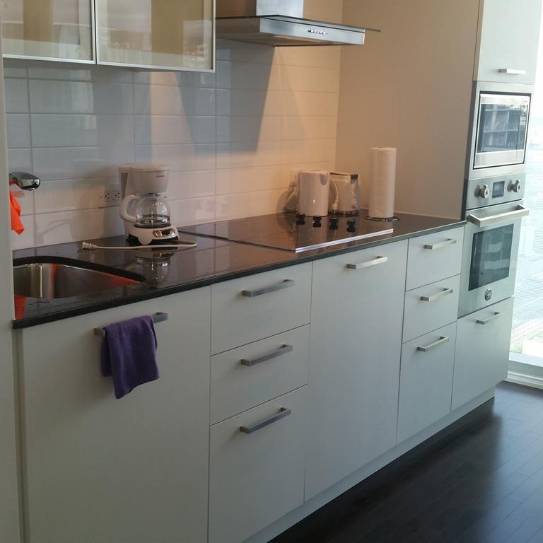 Apartment Eg Suites - York St Condos Cn Tower Toronto