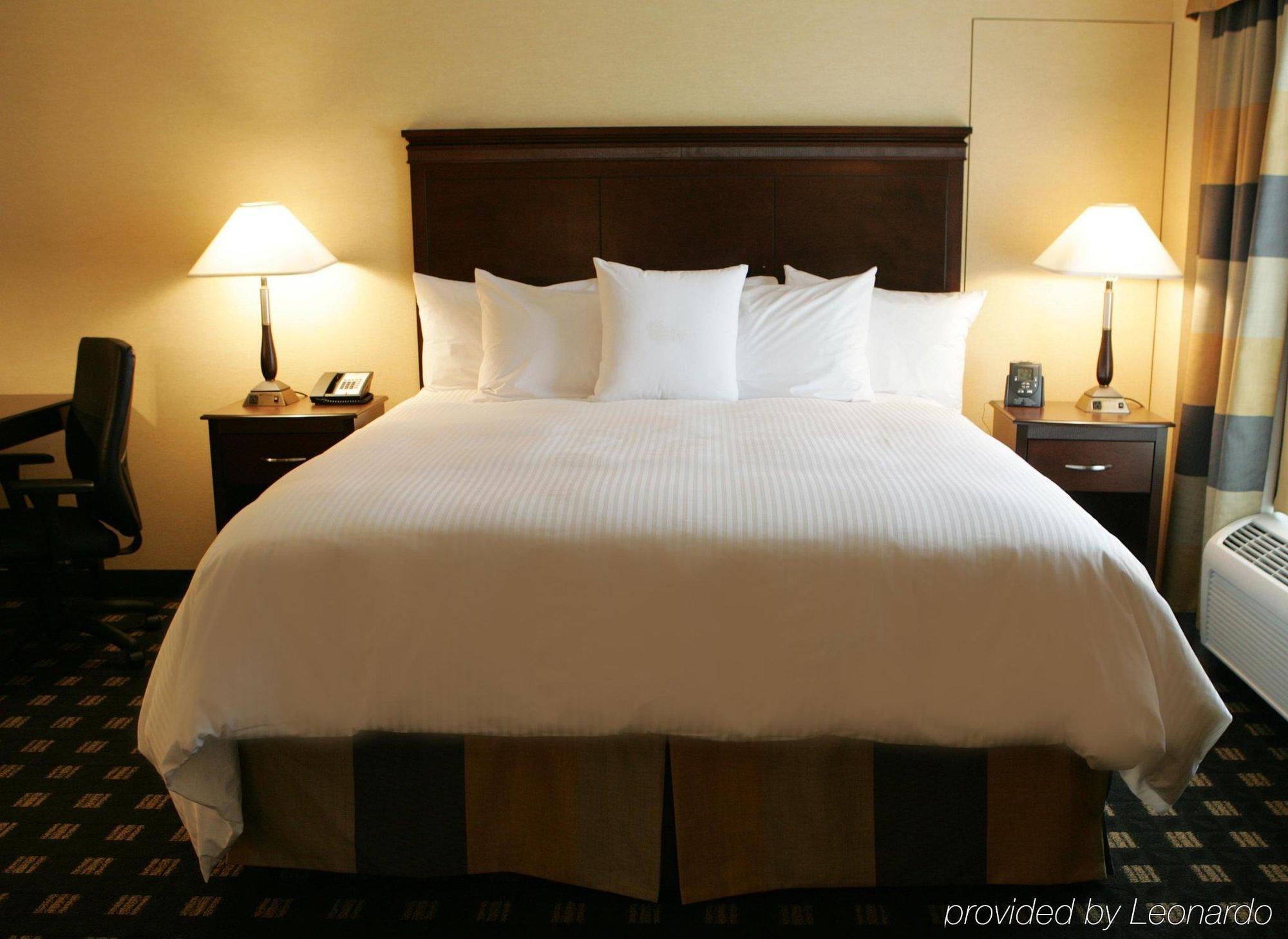 Homewood By Hilton Airport Corporate Centre Hotel