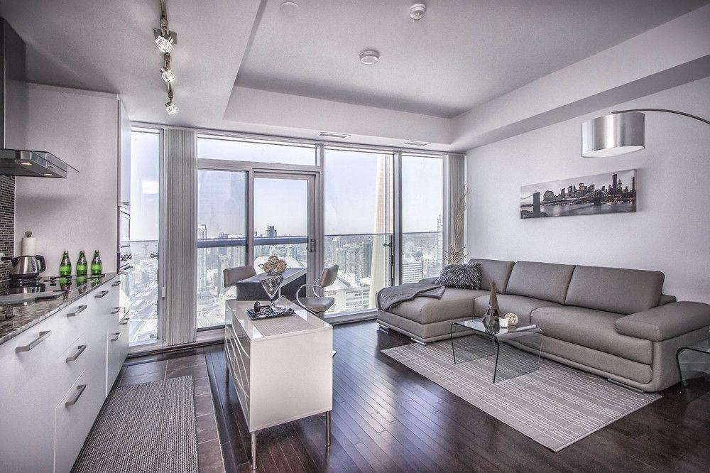 Atlantis Furnished - York Street Hotel Toronto