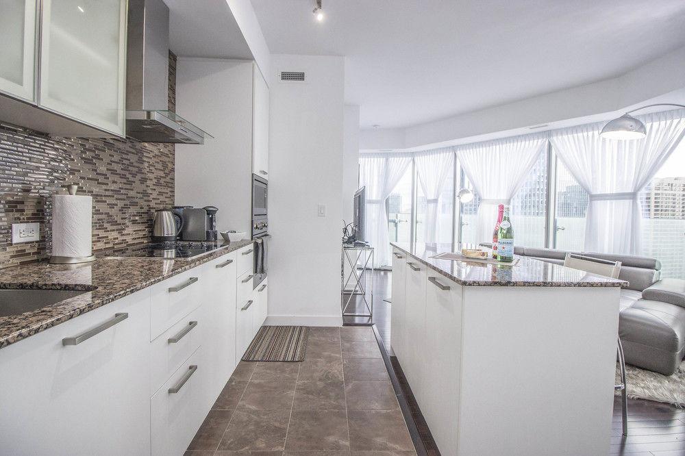 Atlantis Furnished - York Street Hotel