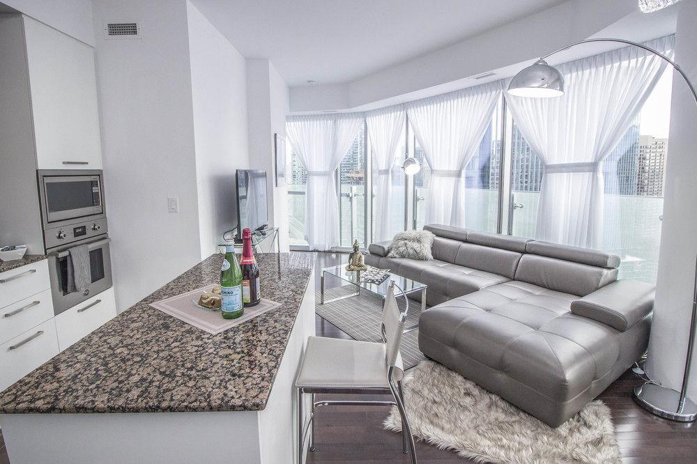 Atlantis Furnished - York Street Hotel Toronto