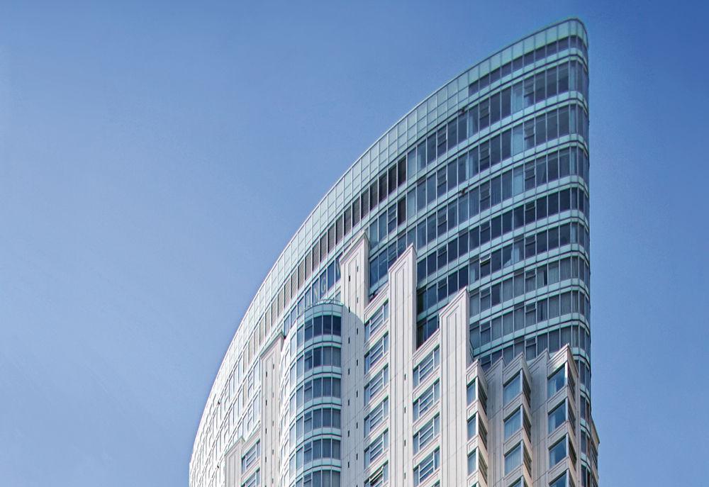 One King West And 4*