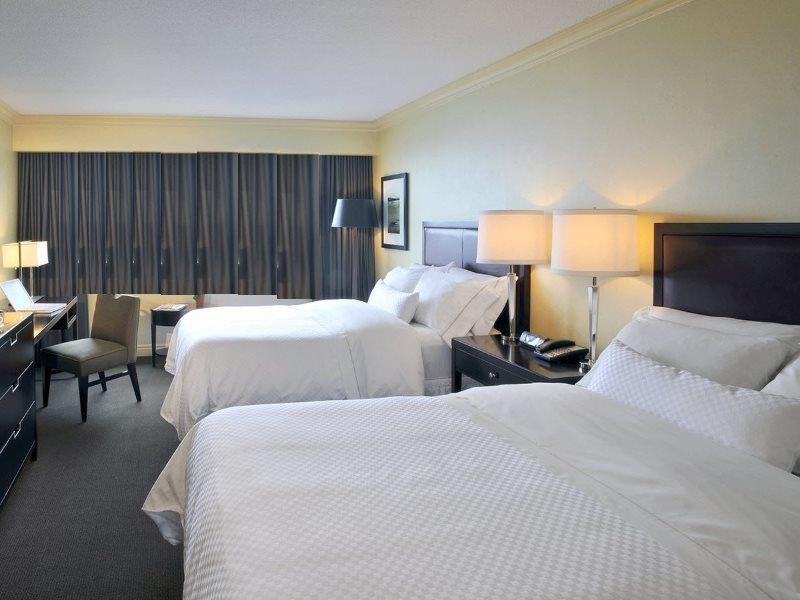 Hotel The Westin Harbour Castle, 4*