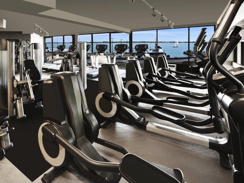 Hotel The Westin Harbour Castle, 4*