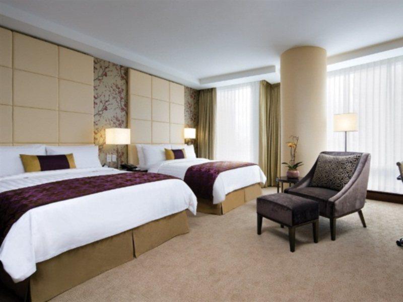 Shangri-la Toronto