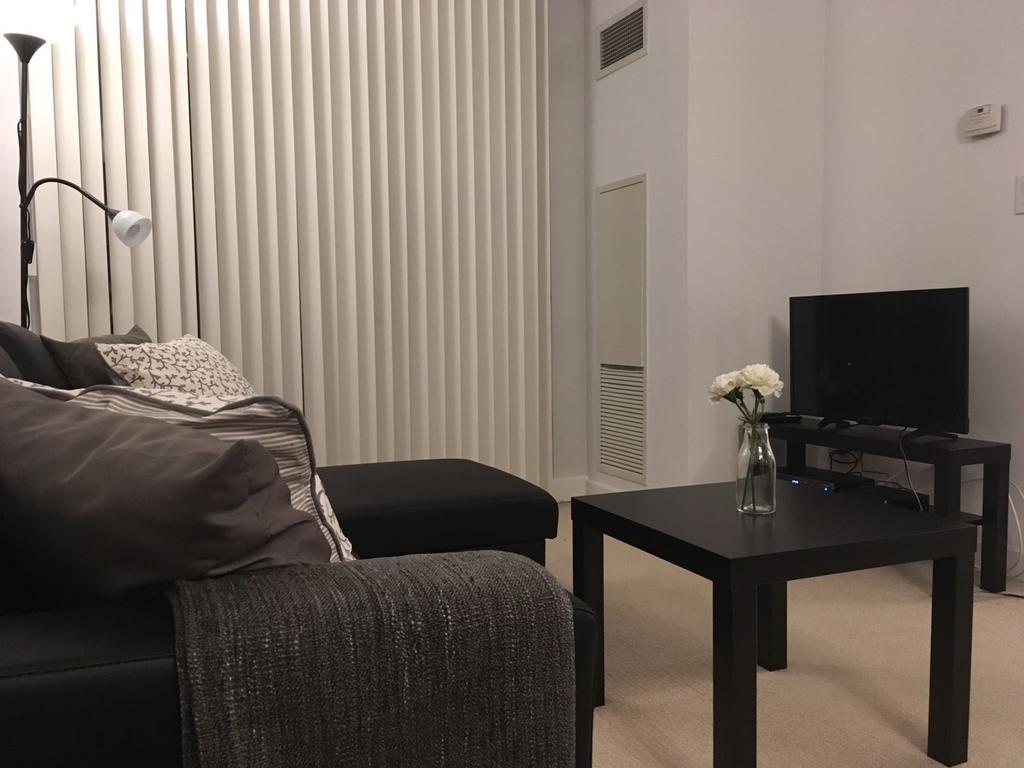 Lavish - Luxury One Bedroom Condo- Cn Tower * Toronto