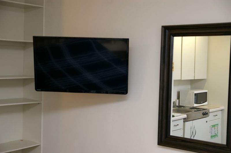 The Alexandra Hotel 2*
