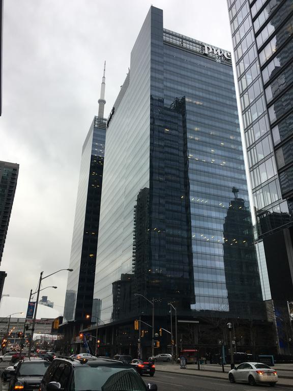 Luxury Fully Furnished Suite In Downtown Toronto - Maple Leaf Square Apartment