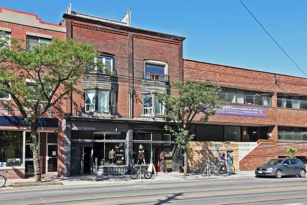 Applewood - Queen West Studio Apartment