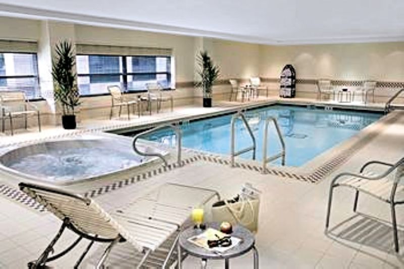 By Marriott Downtown / Entertainment District 4*