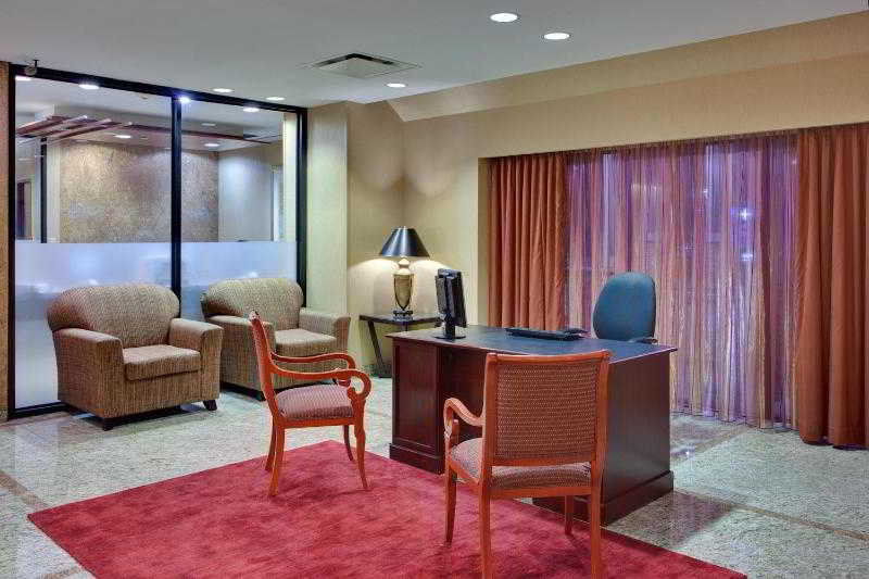 Crowne Plaza Airport By Ihg Toronto
