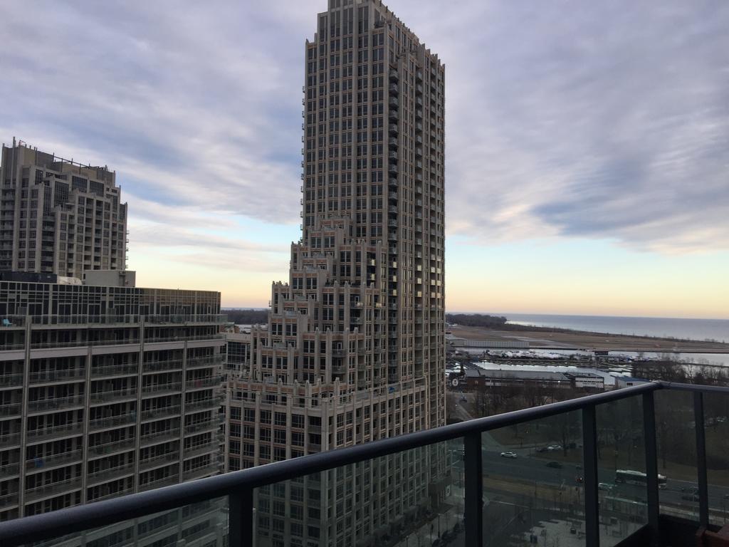 Rs - York Blvd Apartment Toronto