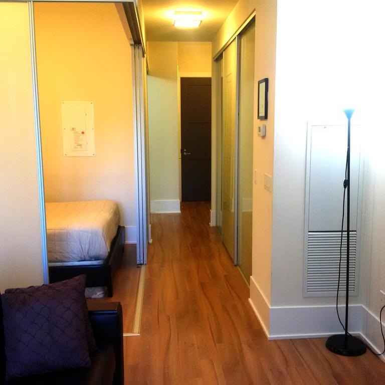Apartment Trinity Suites - Luxury Condo On Front Street Toronto