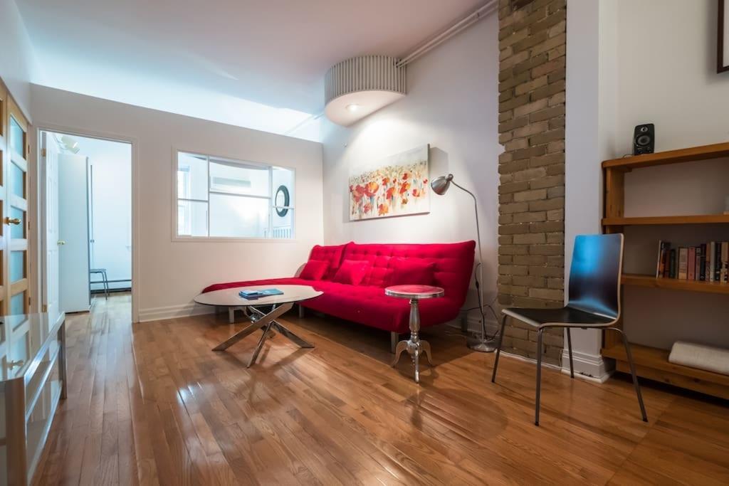 George Street Apartment *