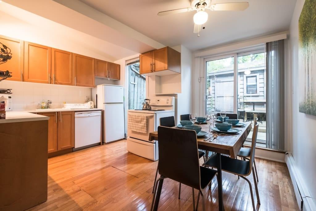 George Street Apartment Toronto