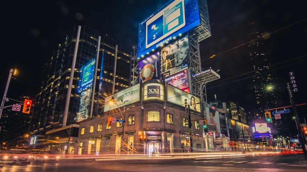Downtown * Toronto