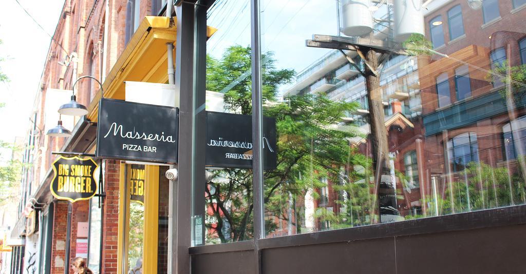 Applewood - King & Spadina * Toronto