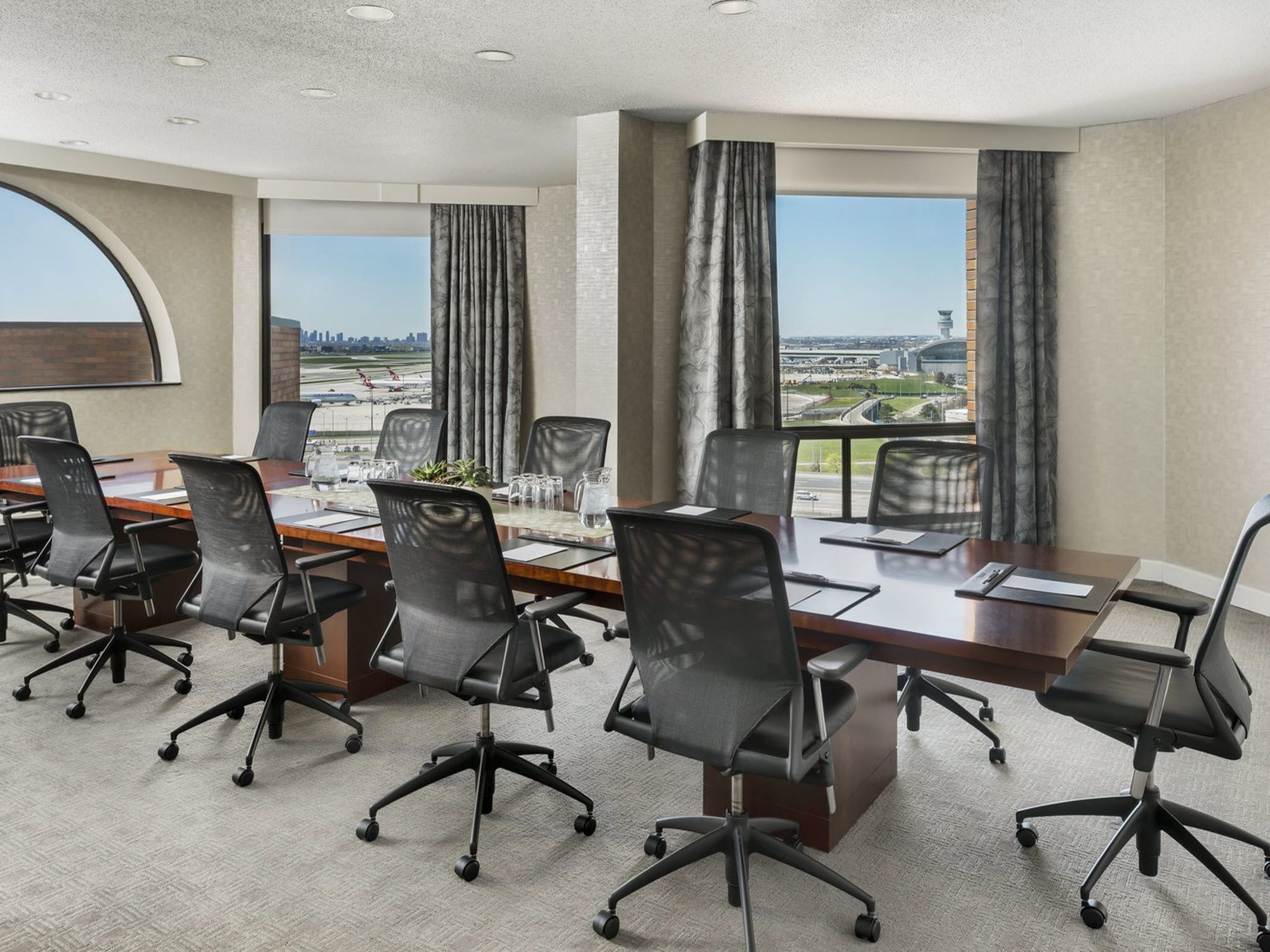 The Westin Airport 4*