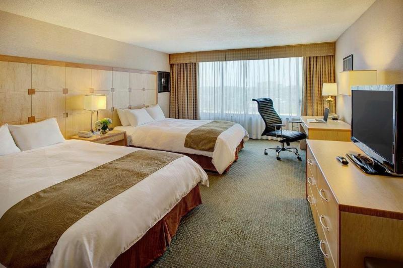 Radisson East Hotel
