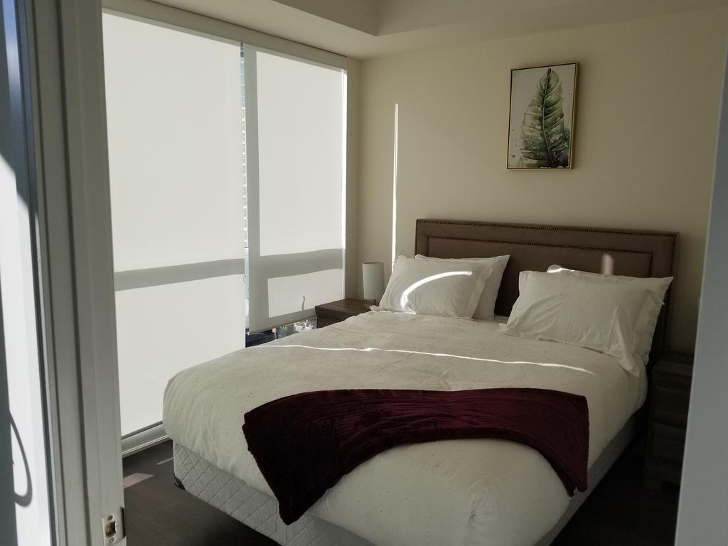 Apartment Furnished At Yonge & Eglinton By Canvas *
