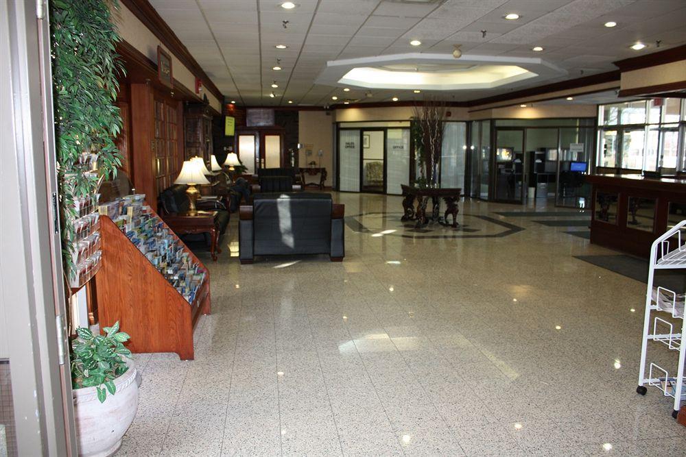 Hotel Plaza Airport