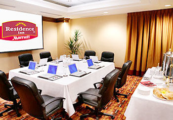 By Marriott Downtown / Entertainment District 4* Toronto