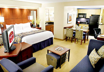 By Marriott Downtown / Entertainment District 4*