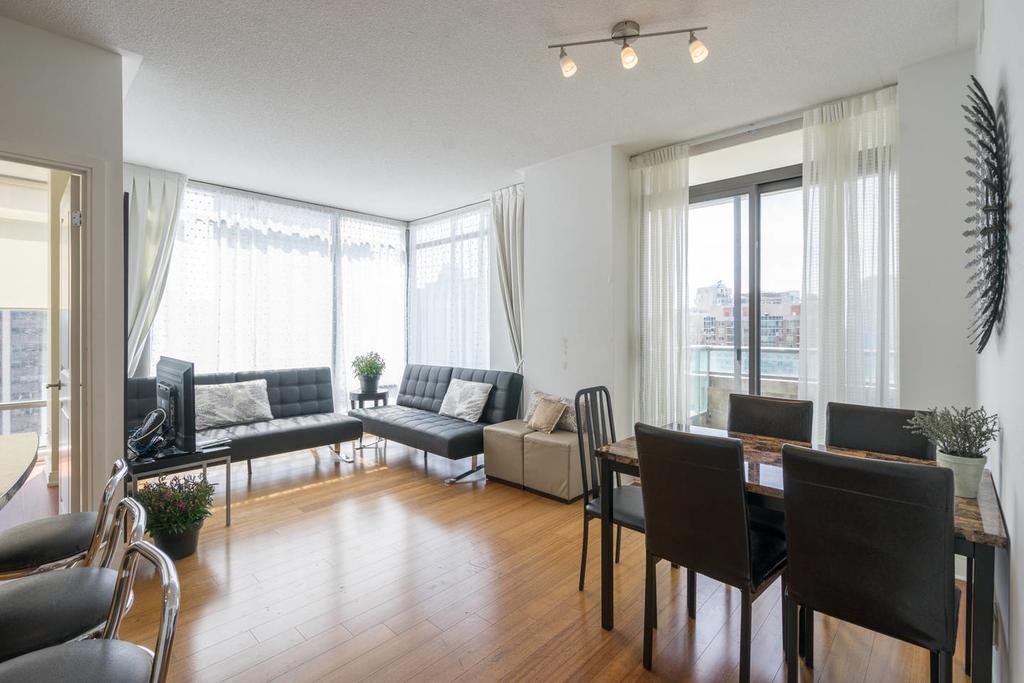 Apartment Yorkville Fantasy @ Yonge & Bloor *
