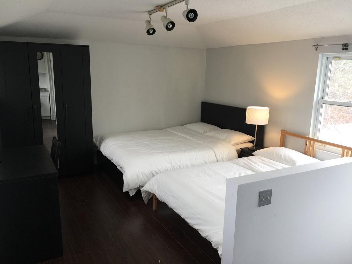 Don Mills Guest House 2*