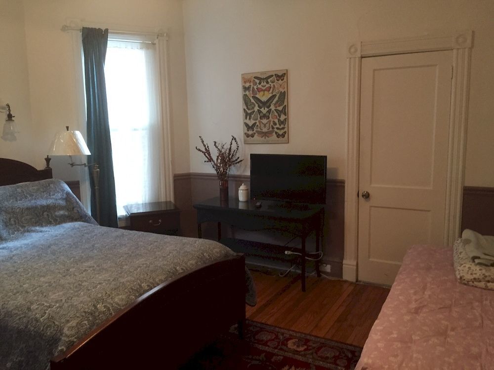 Bed & Breakfast Elliott House Toronto
