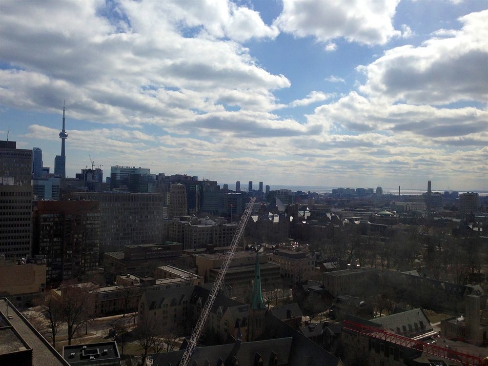Furnished Living - Bay Street