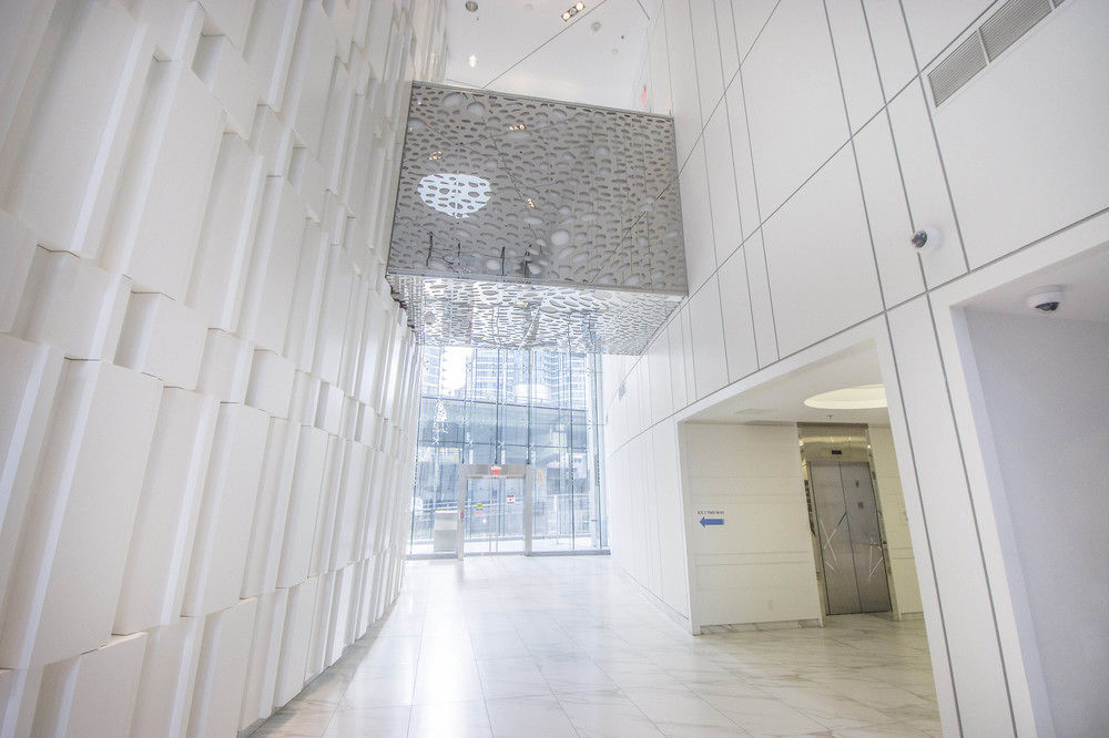 Atlantis Furnished - York Street Toronto