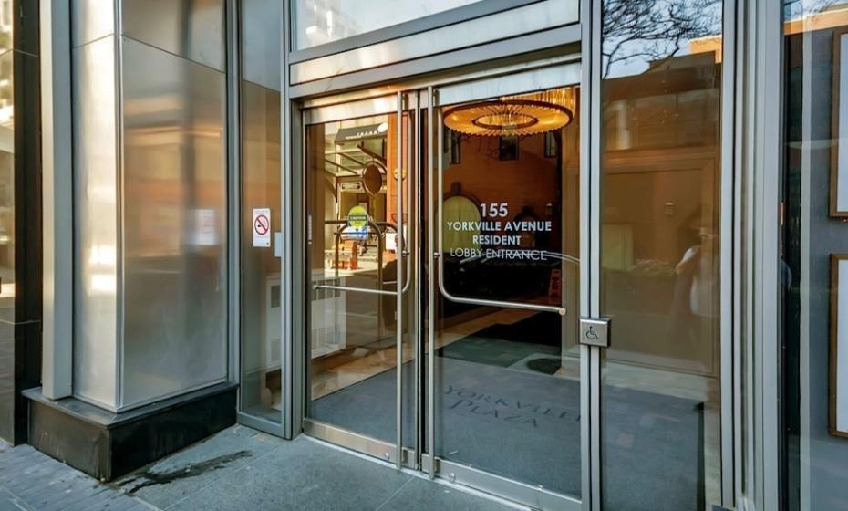 Apartment Avalon Yorkville Toronto