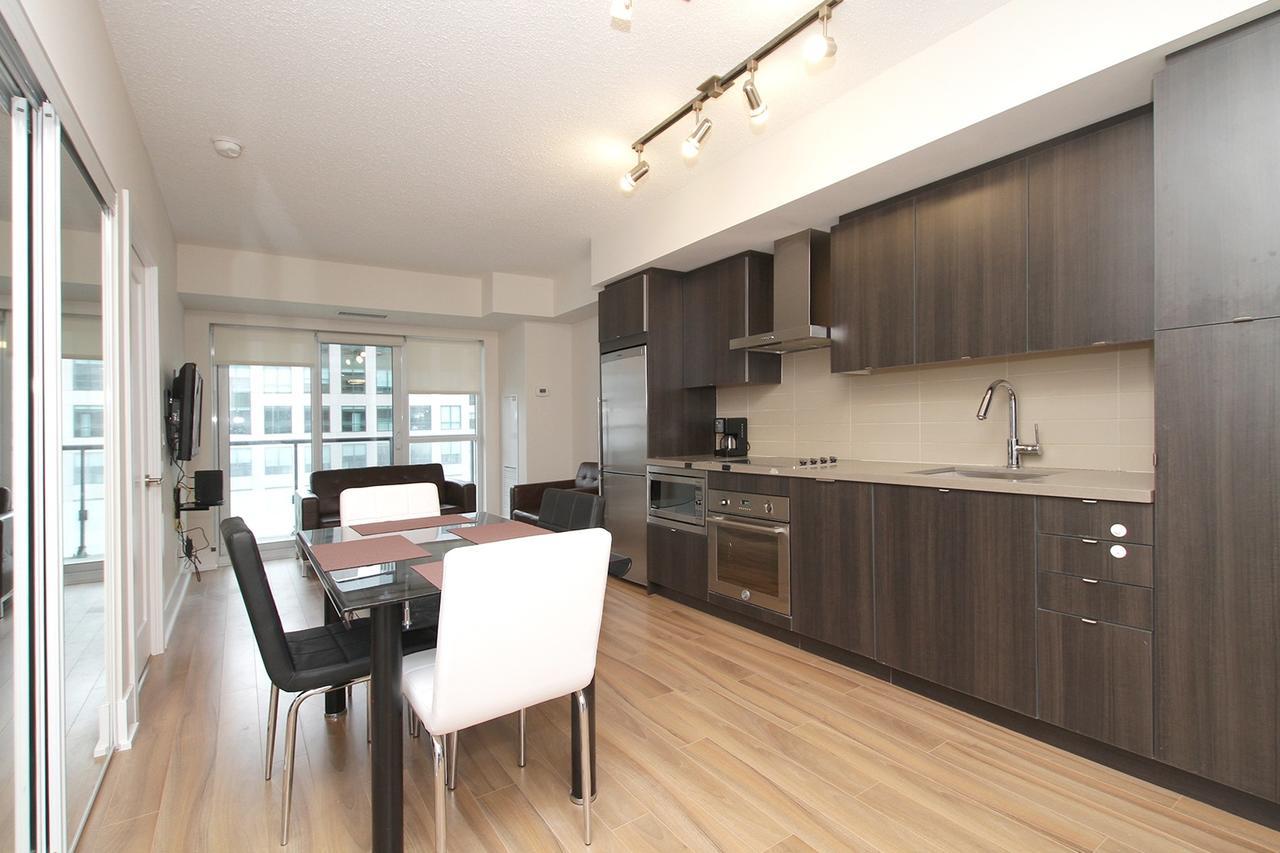 Napa Furnished At Cn Tower & Maple Leaf Square Toronto