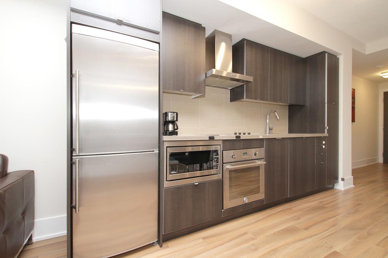 Napa Furnished At Cn Tower & Maple Leaf Square