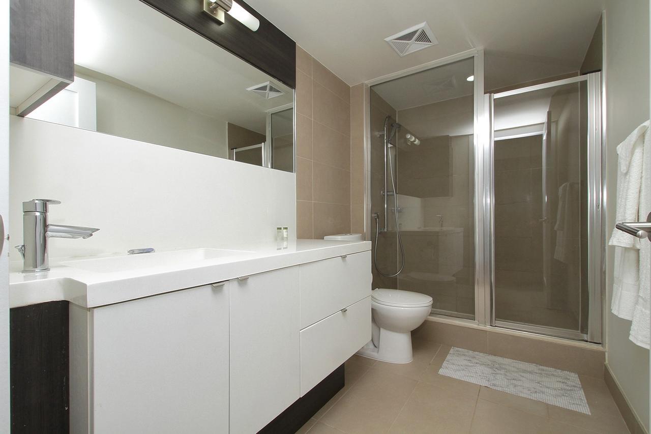 Napa Furnished At Cn Tower & Maple Leaf Square Toronto