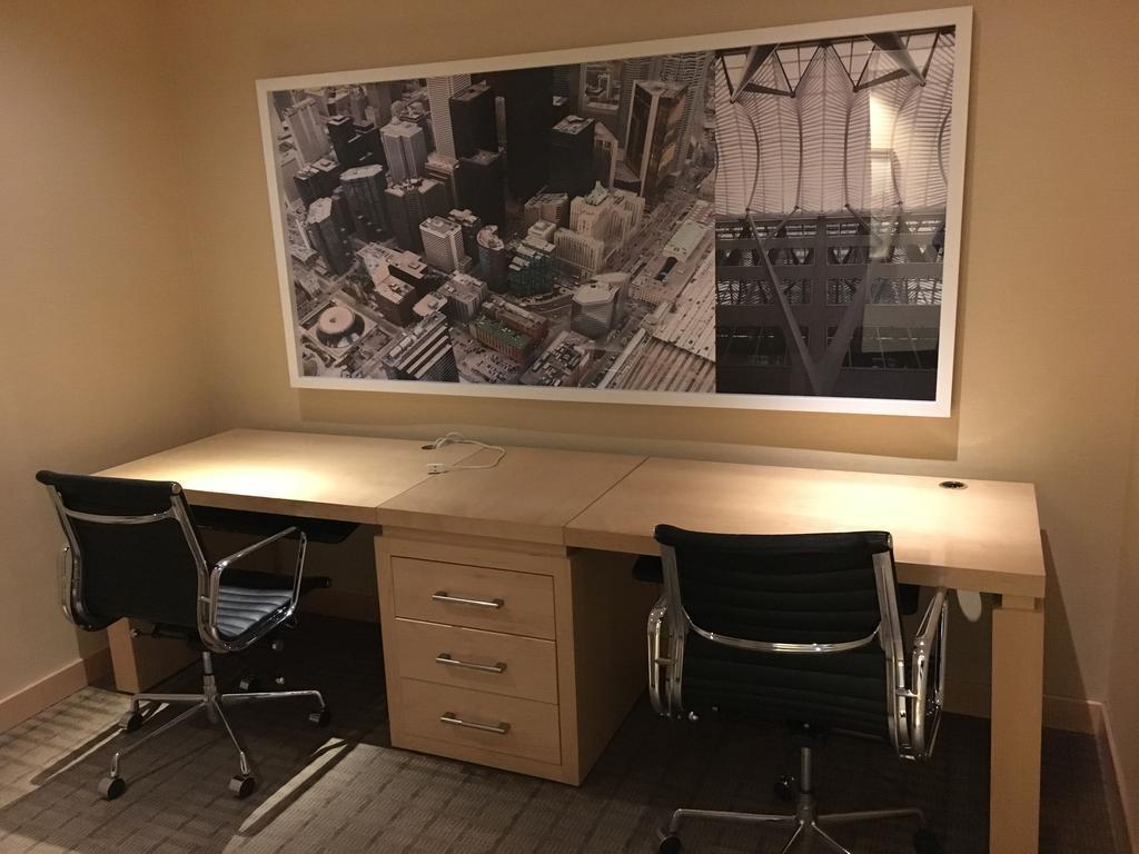 Apartment Luxury Penthouse Furnished Corporate In Downtown Toronto