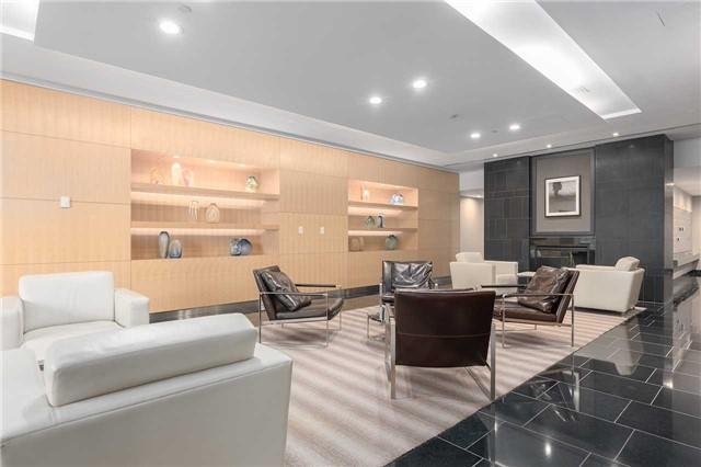 Apartment Luxury Penthouse Furnished Corporate In Downtown *