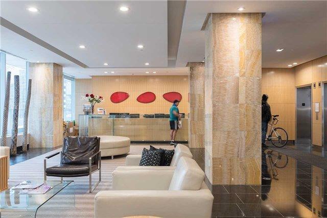 Luxury Penthouse Furnished Corporate In Downtown Toronto