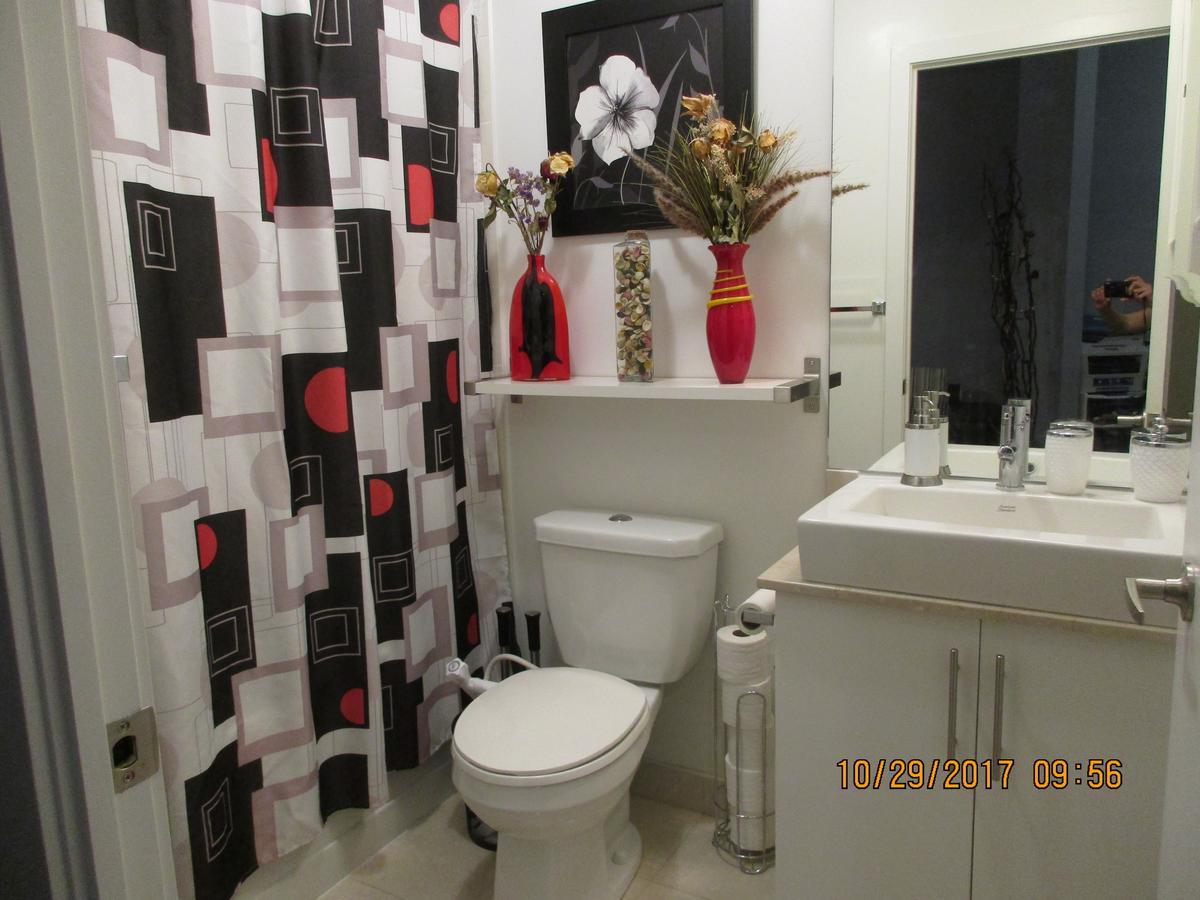 Luxury Penthouse Furnished Corporate In Downtown