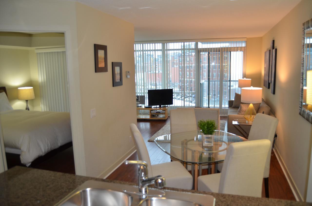 Apartment Skydome Furnished Residences