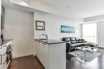 Atlantis Furnished - York Street 4* Toronto