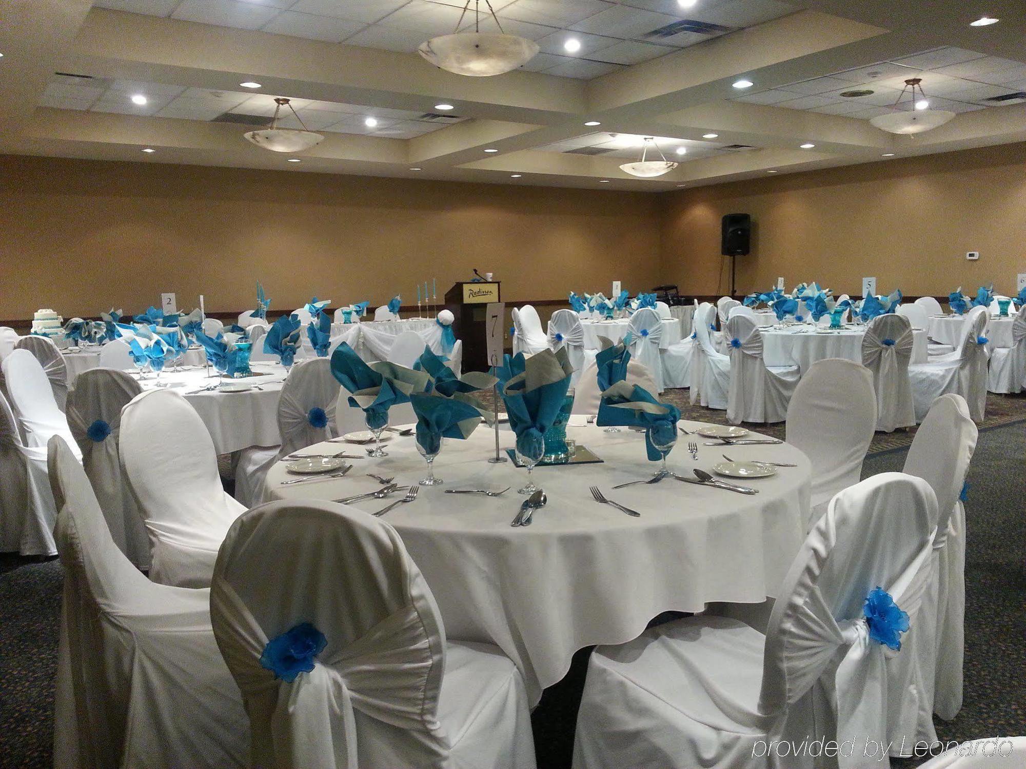 Hotel Radisson East 3*