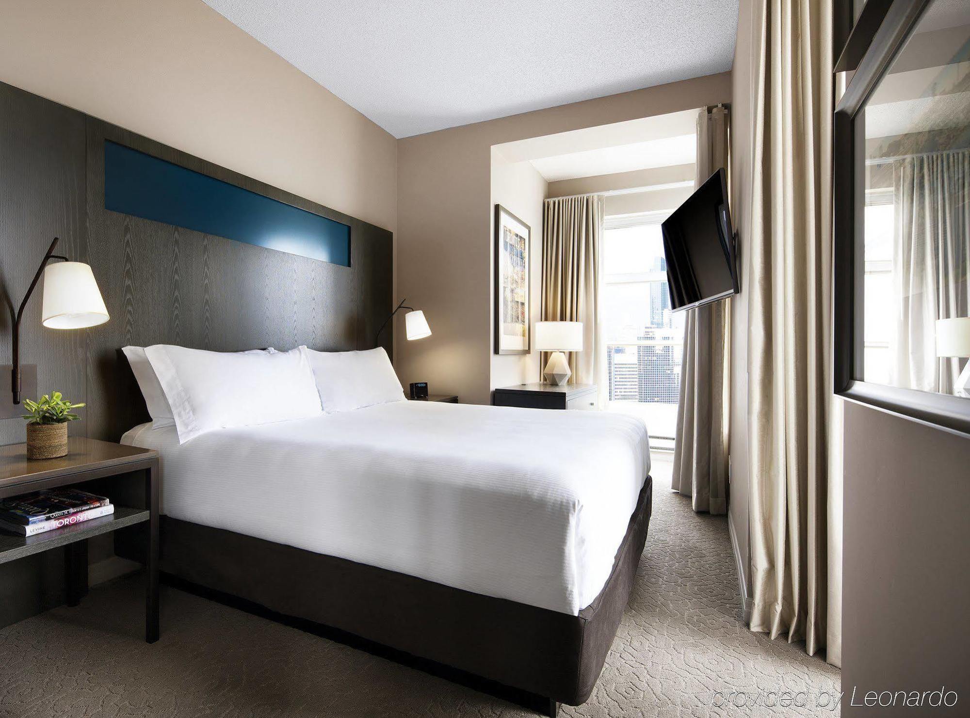 One King West And 4*