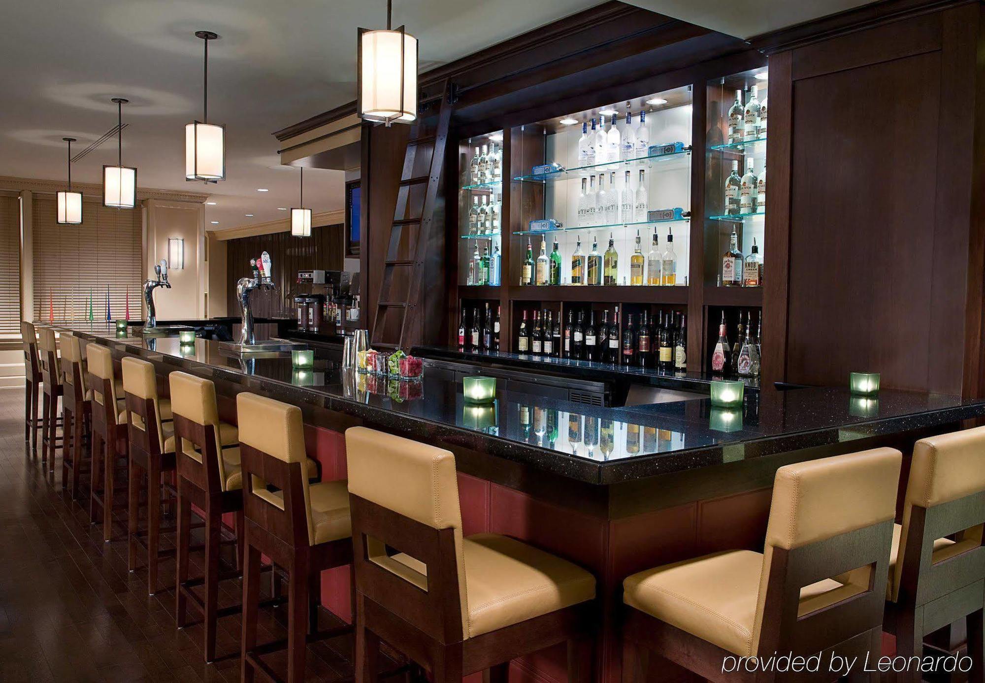 Airport Marriott Hotel 4*