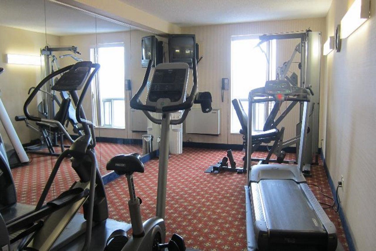 Four Points By Sheraton Airport East Hotel