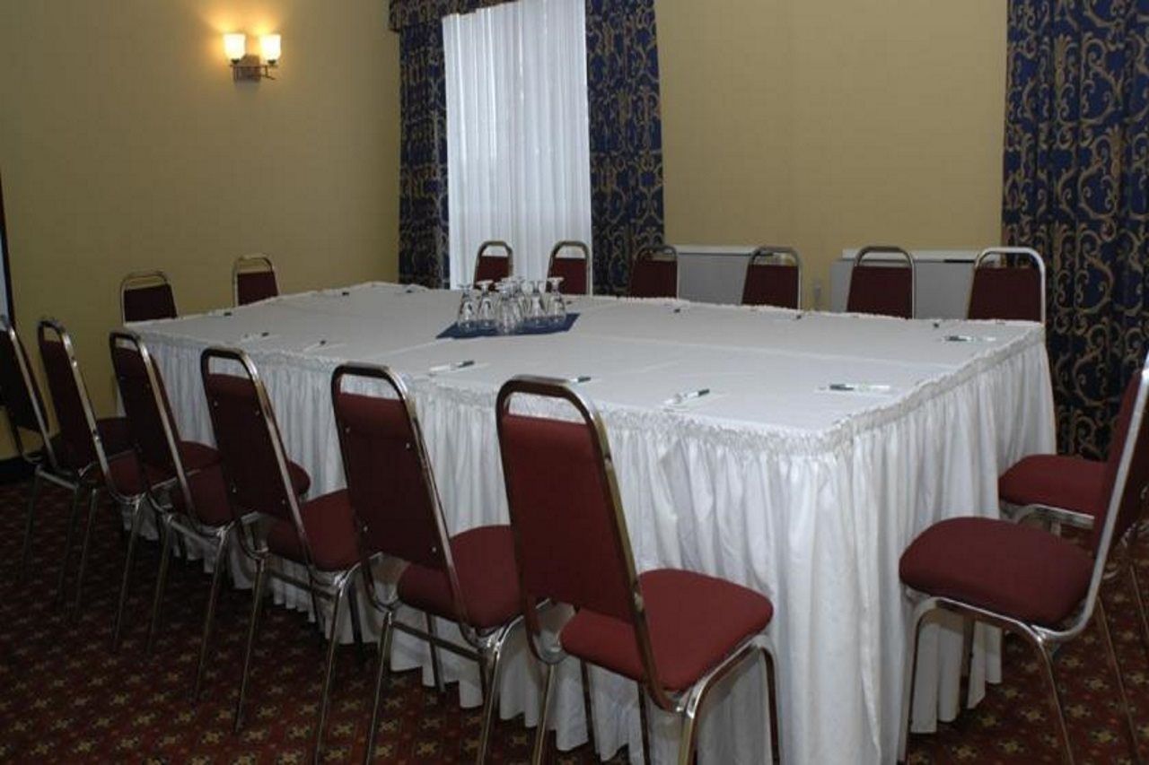 Four Points By Sheraton Airport East 3* Toronto