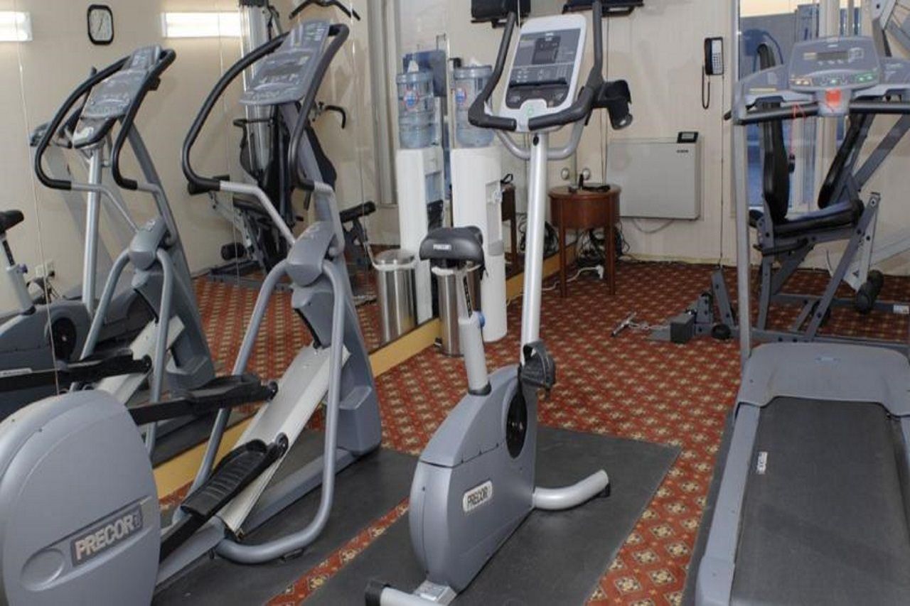 Four Points By Sheraton Airport East 3*
