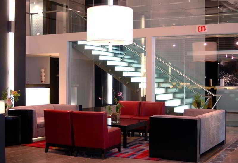 Hotel Pantages Centre 4*